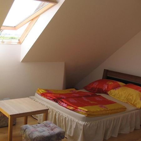 Domki Pokoje Pod Wierzba Sarbinowo Room photo